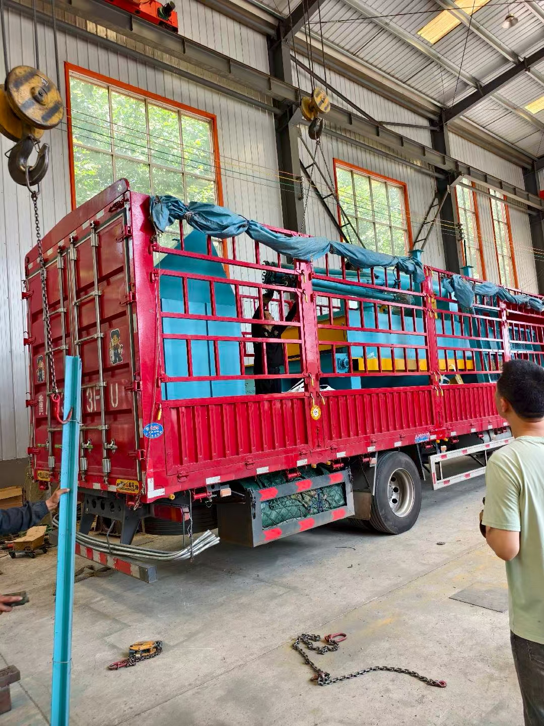 除銹履帶連續(xù)機(jī)通過(guò)什么檢測(cè)_連續(xù)履帶通過(guò)除銹機(jī)_履帶取鐵機(jī)器