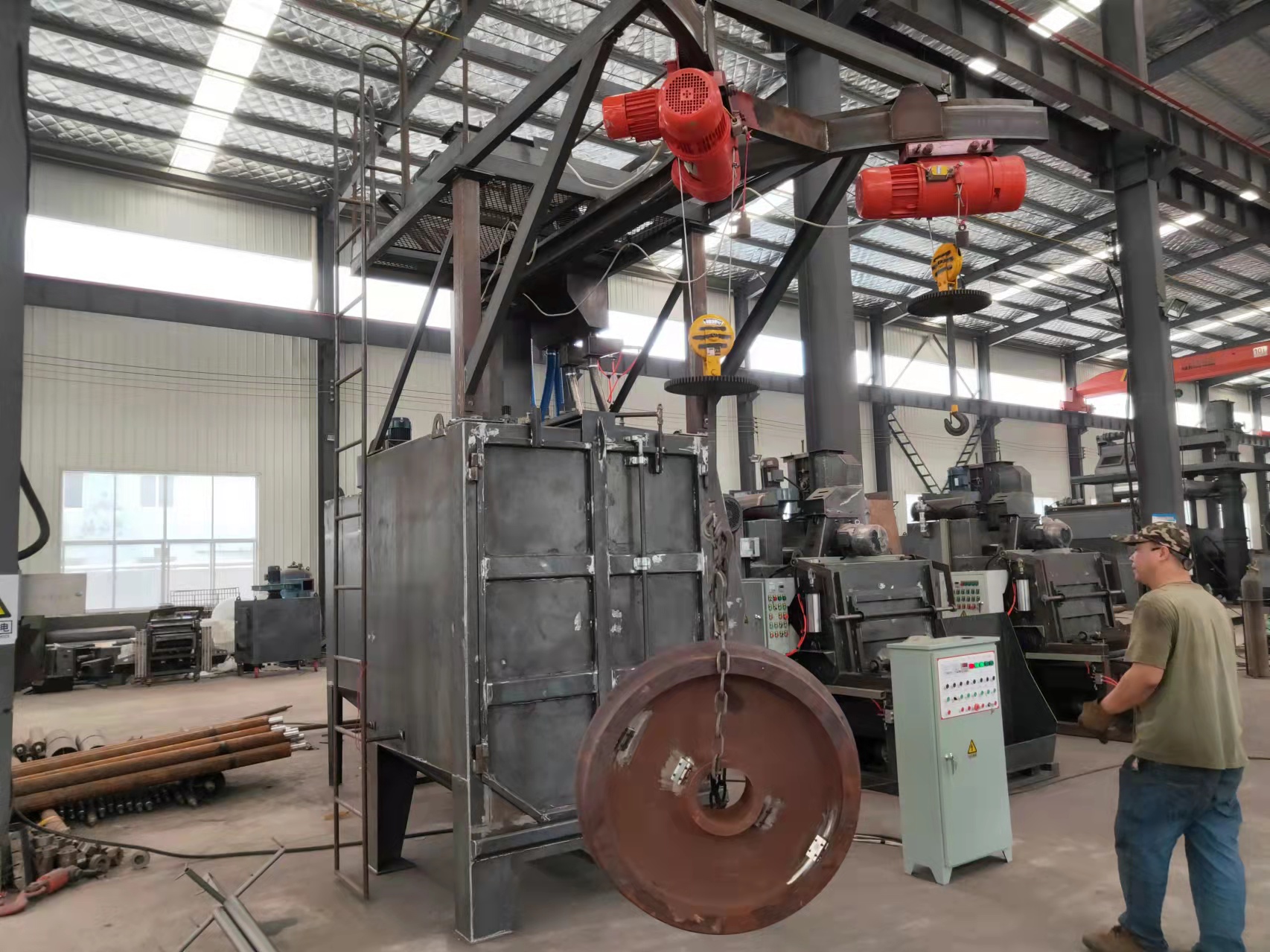 拋丸機(jī)廠家直銷價(jià)格_家具拋丸機(jī)產(chǎn)品圖片_家具產(chǎn)品拋丸機(jī)