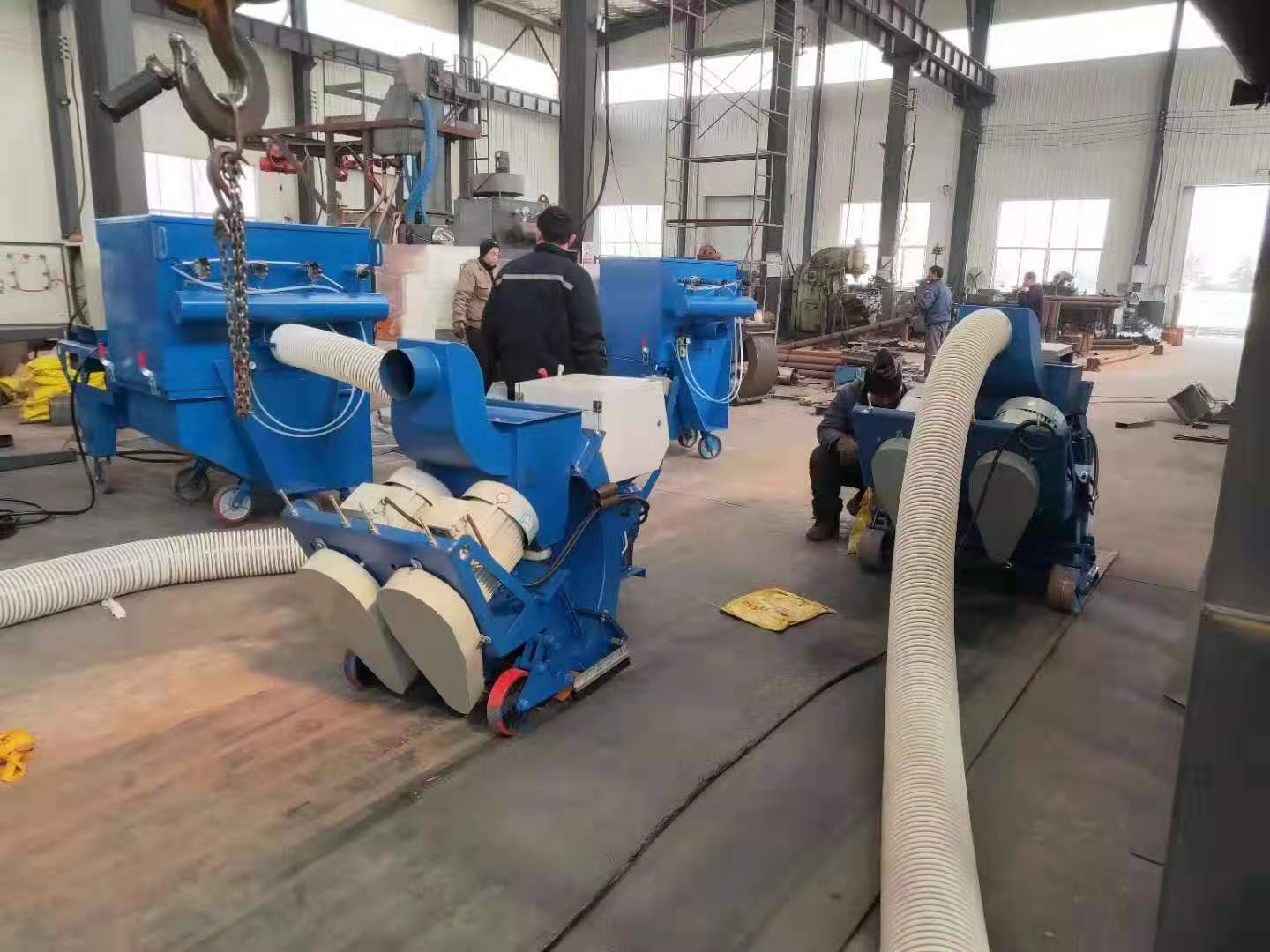 青海省吊鉤式拋丸除銹清理機(jī)_青海省吊鉤式拋丸機(jī)_青海省吊鉤式噴丸設(shè)備_青海省吊鉤式噴砂機(jī)哪家強(qiáng)？
