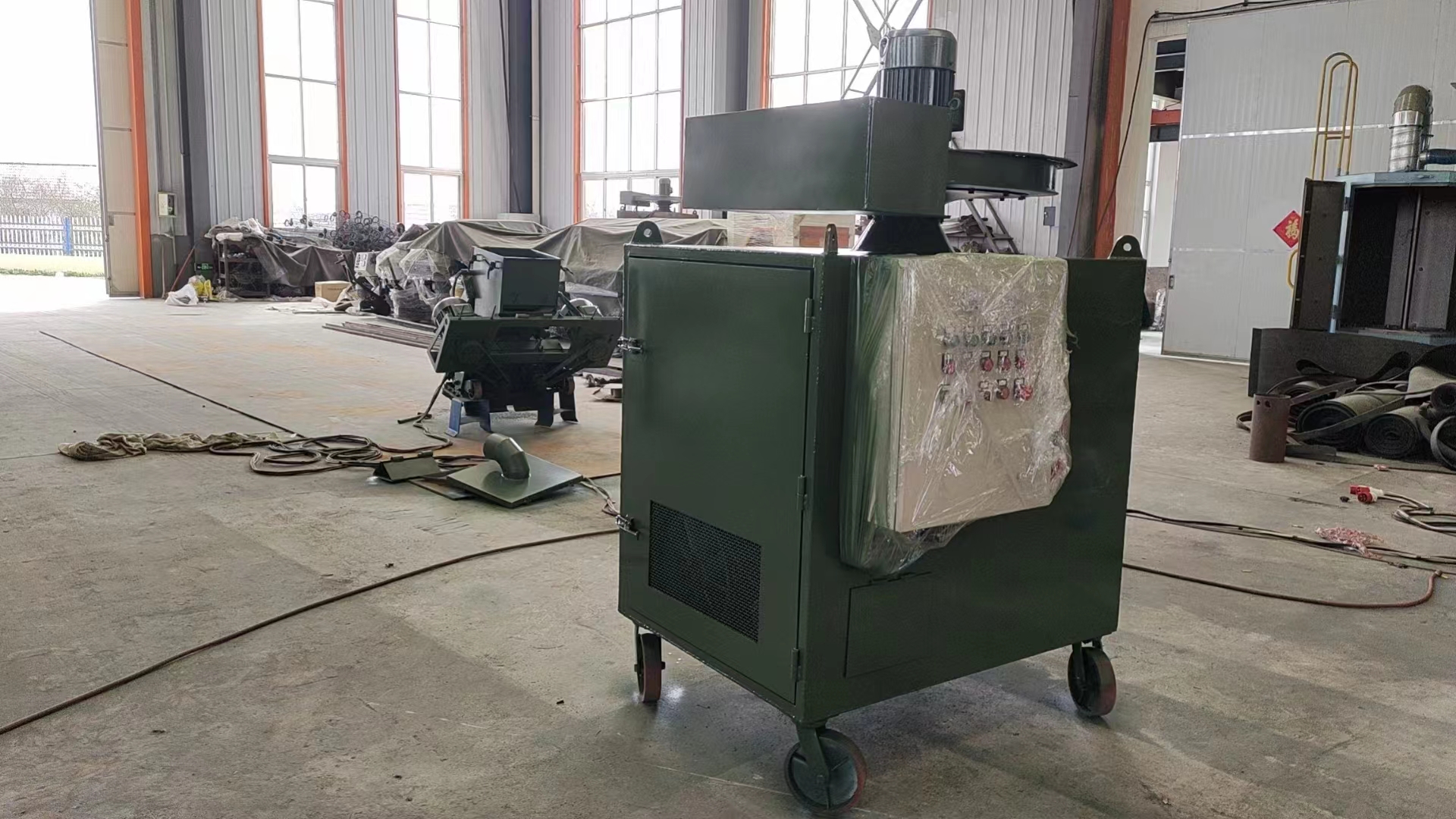 金屬打磨除銹刷子_除銹打砂機(jī)圖片_金屬打砂除銹機(jī)